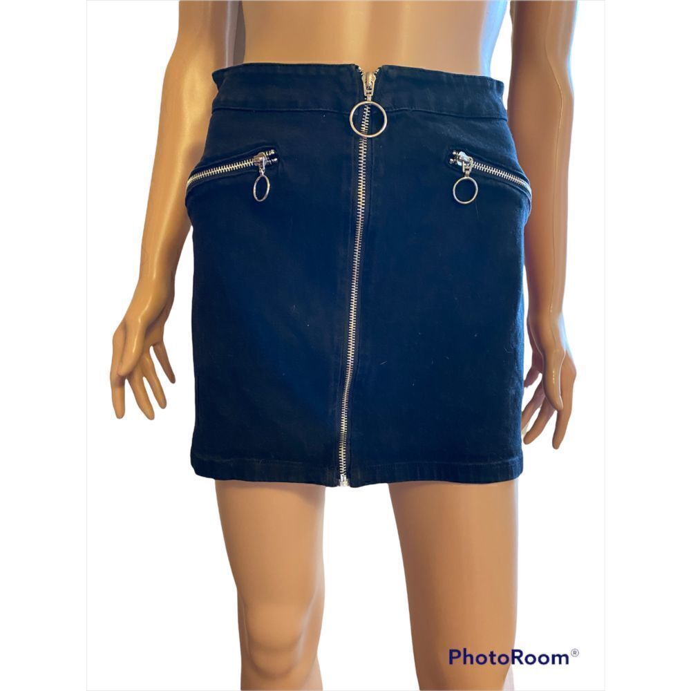 Signature 8 Black Denim Skirt size S